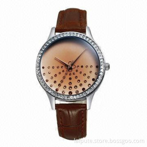 2013 Classic Fashionable Ladies' Wrist Quartz Watch, Alloy Case and Leather Band